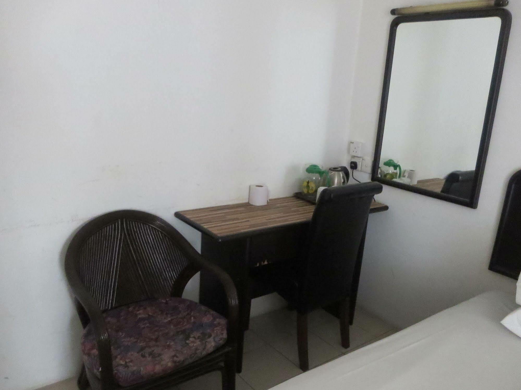 Wah May Hotel Kota Kinabalu Zewnętrze zdjęcie